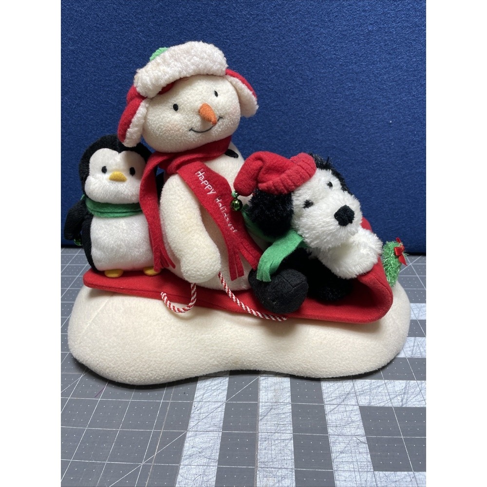 Hallmark 2007 Jingle Pals Snowman Sleigh‎ Musical Animated Sled Penguin Dog Flaw